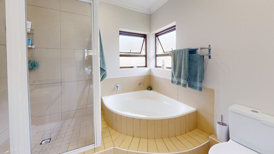 3 Bedroom Property for Sale in Lovemore Park Eastern Cape